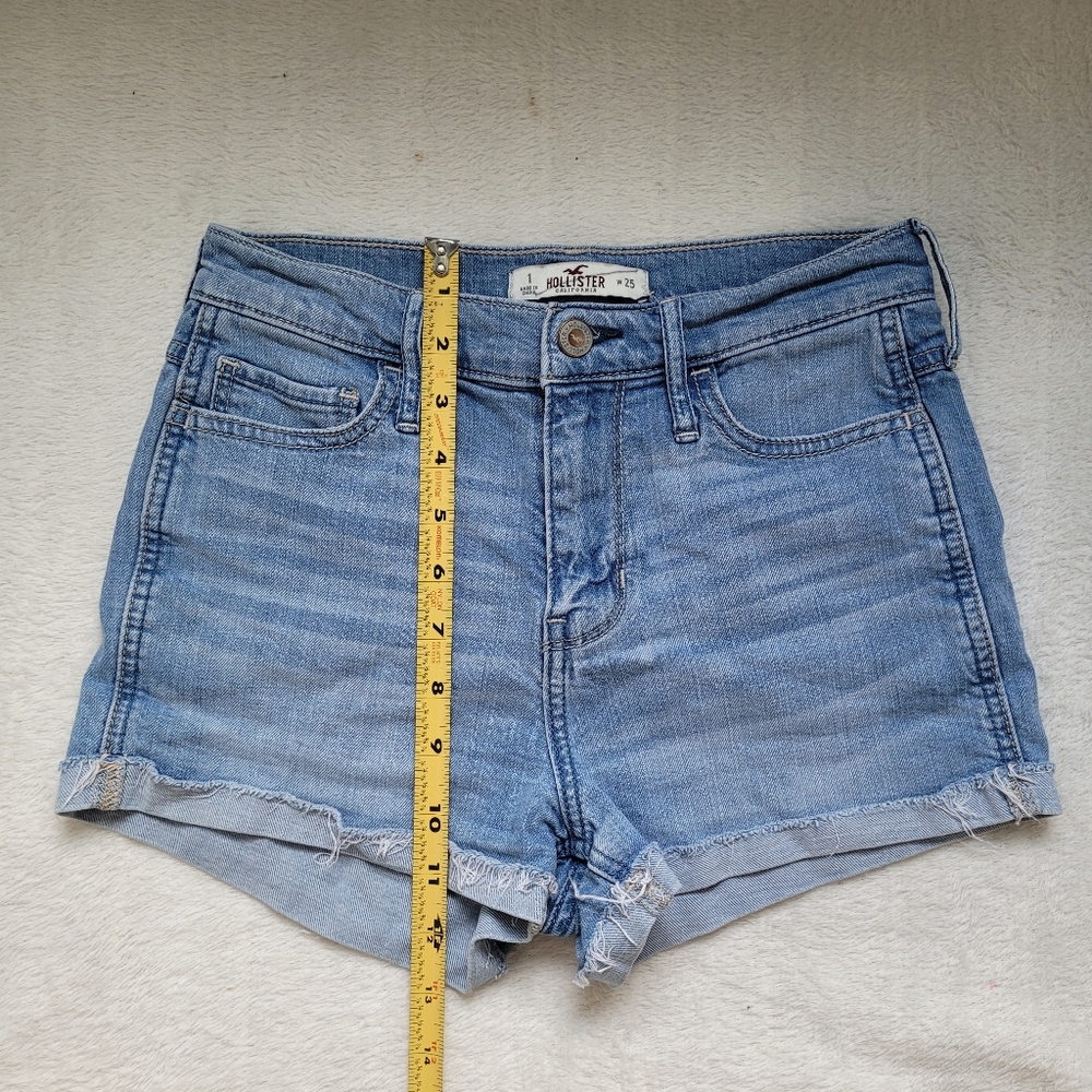 Hollister Women's Blue Denim Shorts